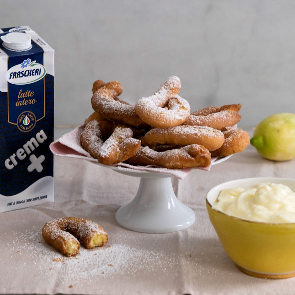 Torcetti-di-Mallare-con-crema-al-limone-ricetta